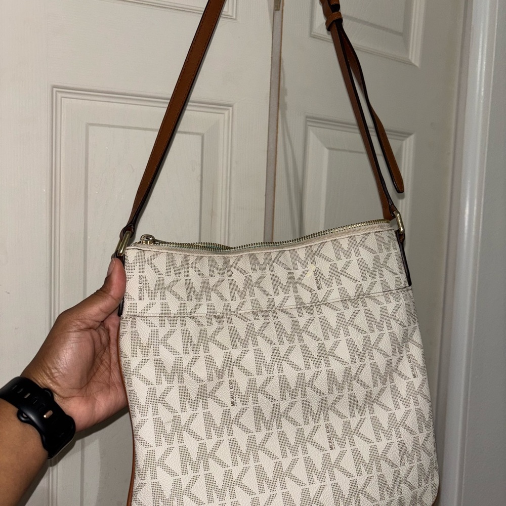 Michael Kors Cream and Brown Crossbody Bag - Picture 3 of 3